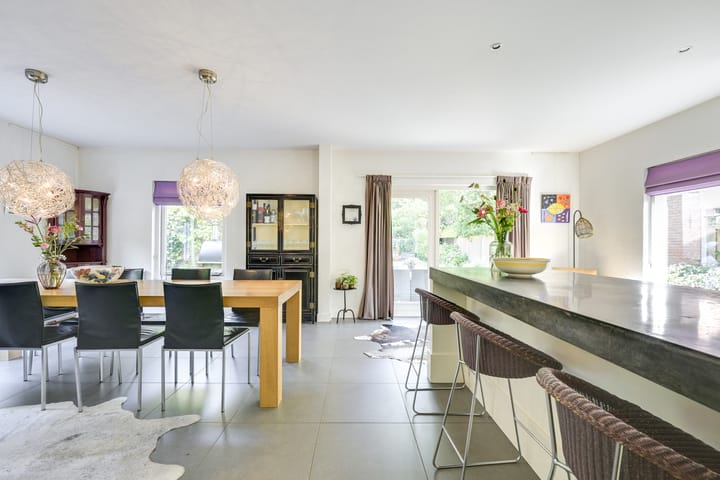 Photo 11 of Dorpsstraat 11