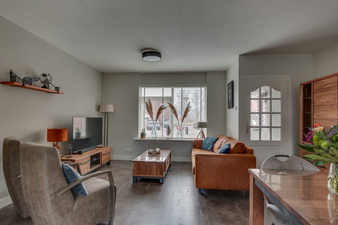 Foto 8 van Nieuwenhuisstraat 9