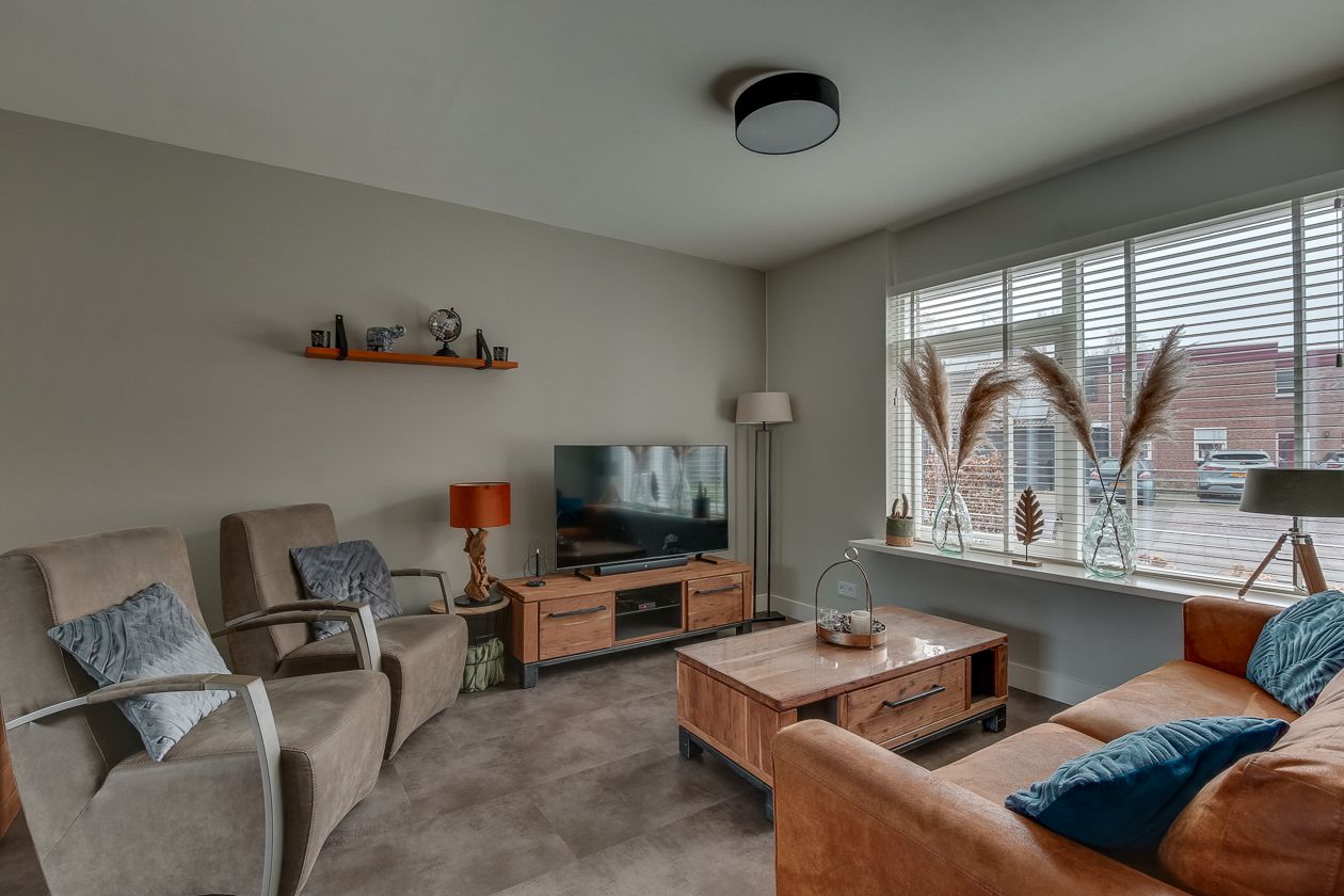 Foto 9 van Nieuwenhuisstraat 9