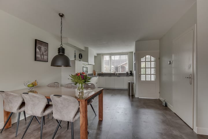 Foto 11 van Nieuwenhuisstraat 9