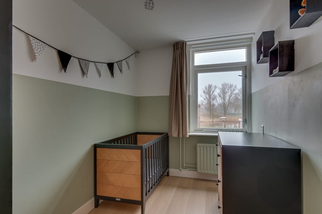 Foto 16 van Nieuwenhuisstraat 9