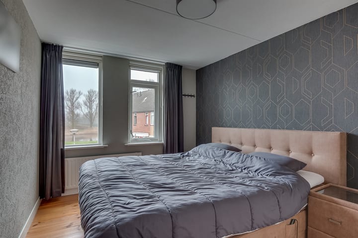 Foto 18 van Nieuwenhuisstraat 9