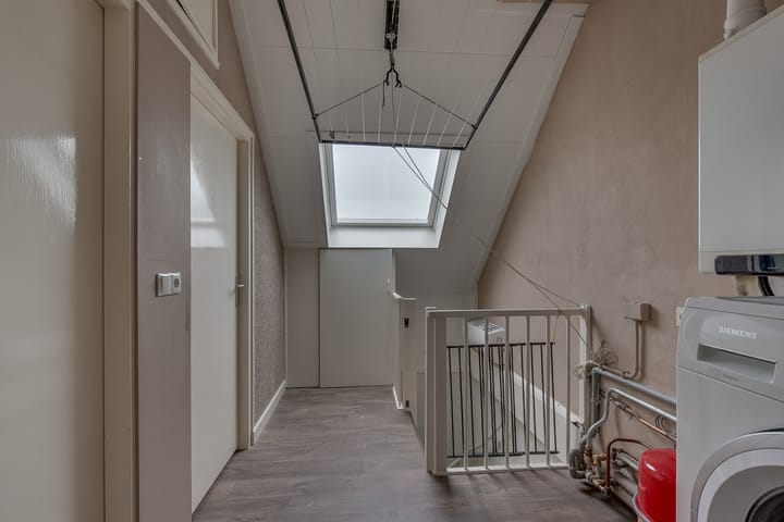 Foto 25 van Nieuwenhuisstraat 9