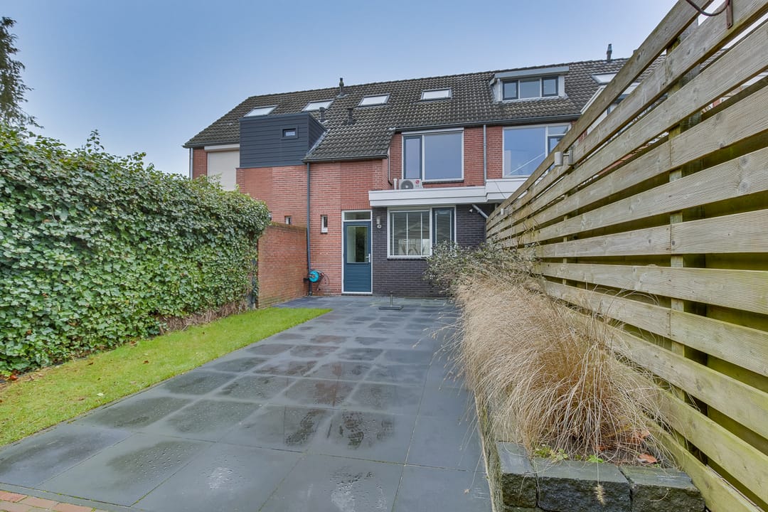 Foto 32 van Nieuwenhuisstraat 9