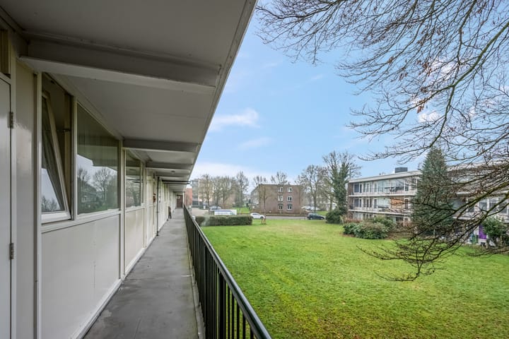 Foto 9 van Jan Th. Tooroplaan 121