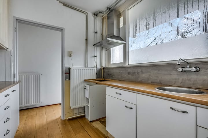 Foto 11 van Jan Th. Tooroplaan 121