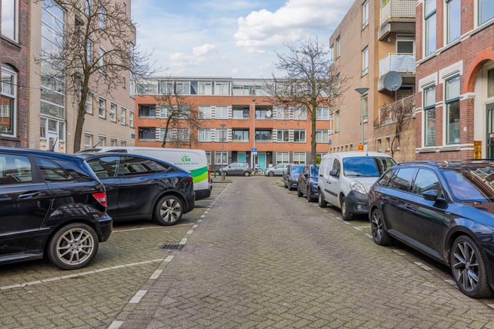 Foto 36 van Van den Hoonaardstraat 14-C