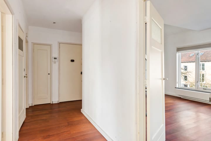 Foto 8 van Burgemeester Weertsstraat 85-3