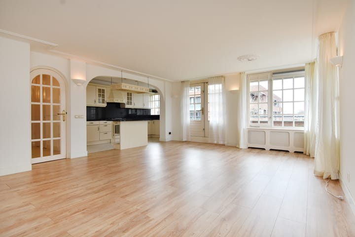 Foto 13 van Azaleapad 16