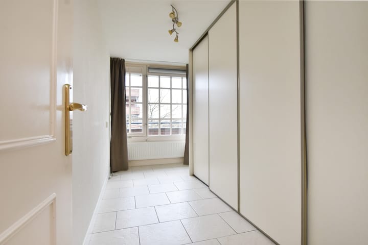 Foto 24 van Azaleapad 16