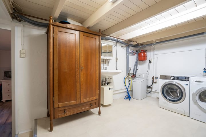 Photo 29 of Waaldijk 14