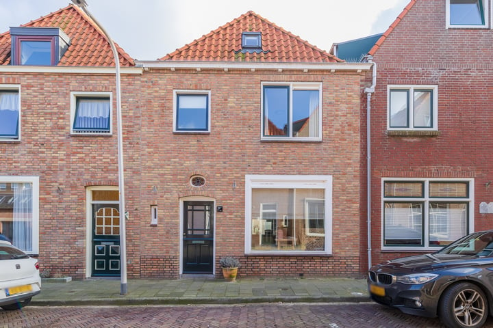 View photo of Vuurbaakstraat 30