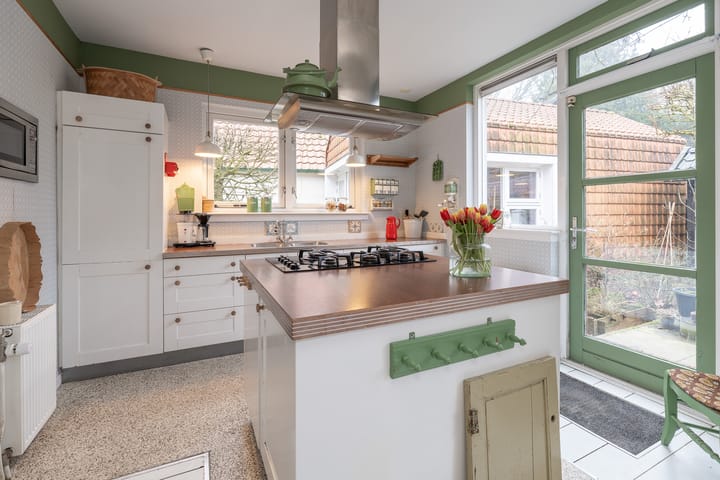 Foto 12 van Melvill van Carnbeelaan 2