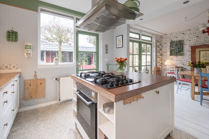 Foto 13 van Melvill van Carnbeelaan 2