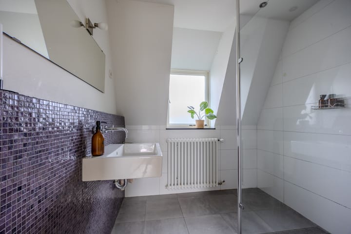 Foto 23 van Van 't Santstraat 14