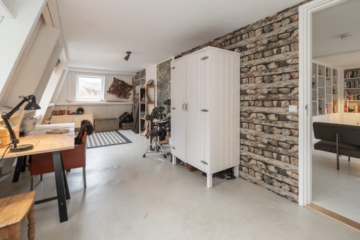 Foto 34 van Melvill van Carnbeelaan 2