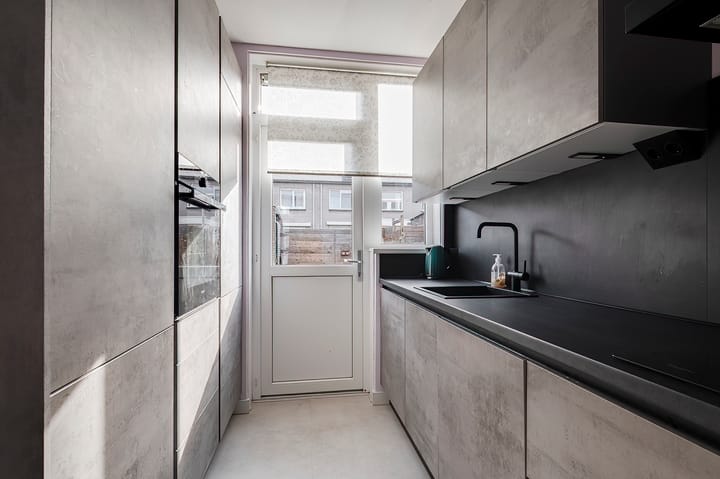 Photo 9 of van Hogendorpstraat 43