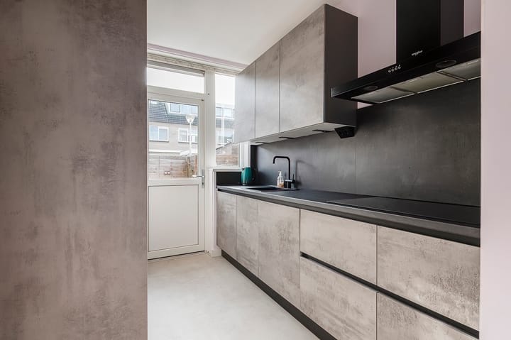 Photo 10 of van Hogendorpstraat 43