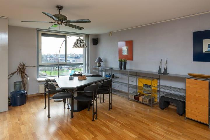 Foto 10 van Serenadelaan 69