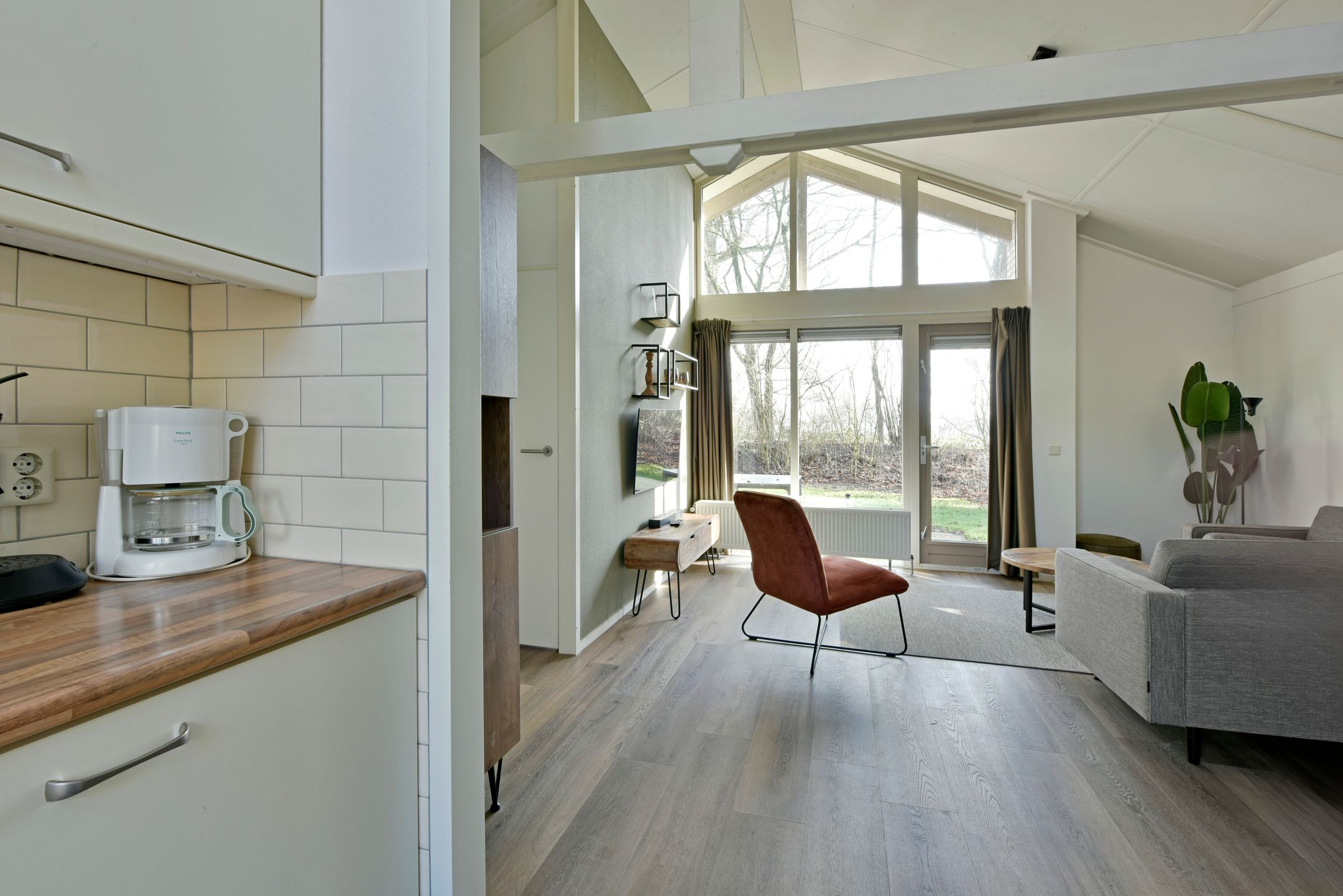 Foto 12 van Landweerswal 2-050