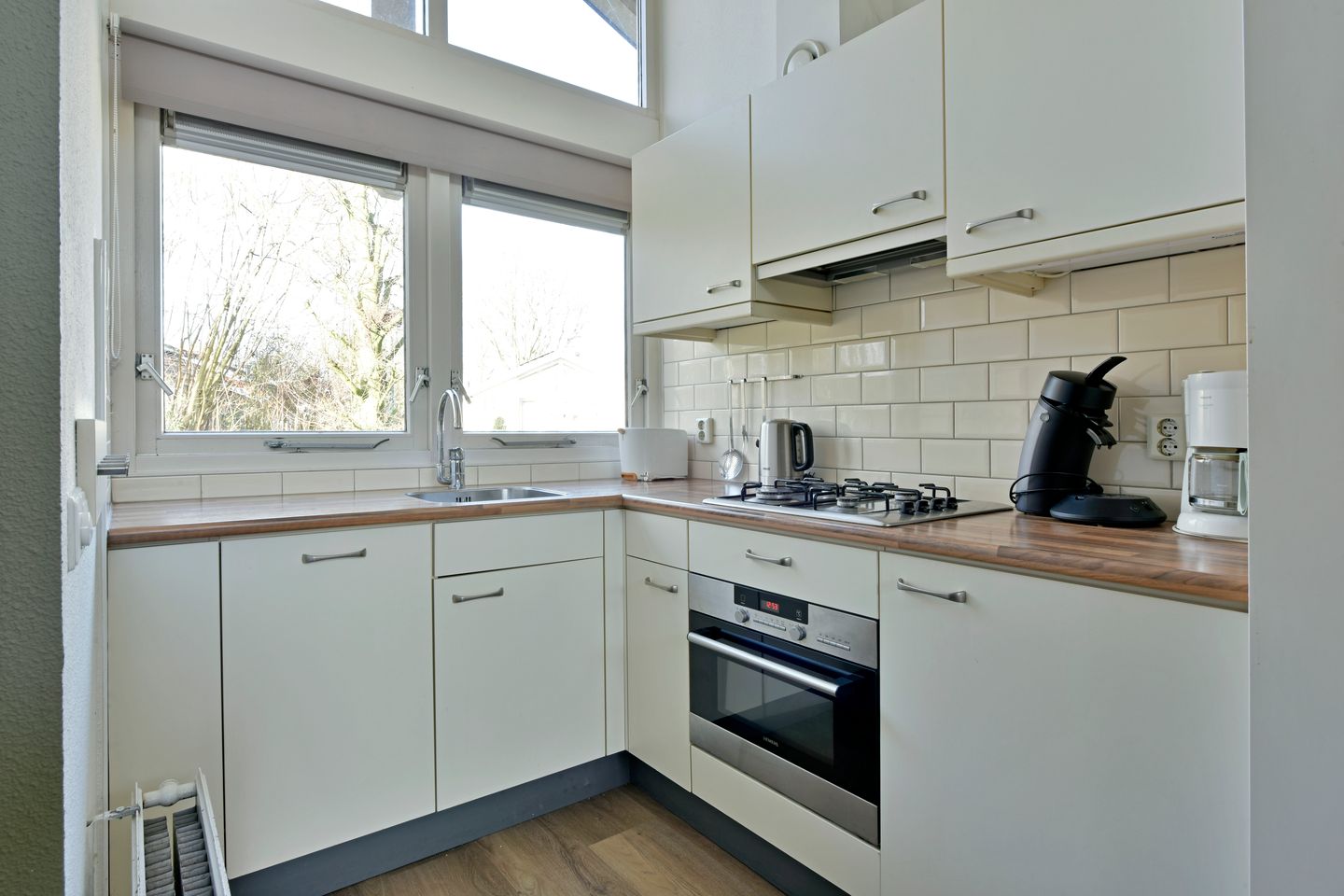 Foto 14 van Landweerswal 2-050