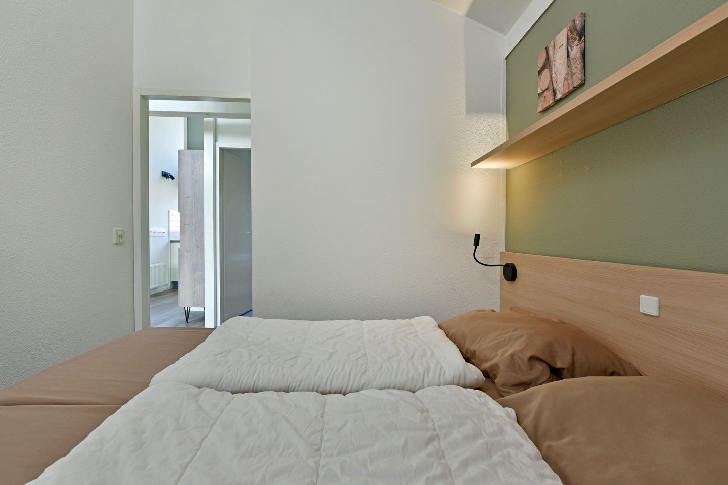 Foto 19 van Landweerswal 2-050