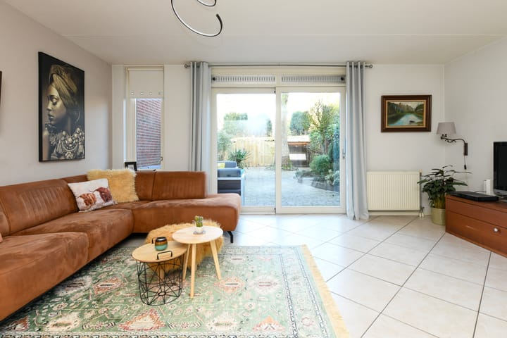 Foto 3 van Chalonhof 84