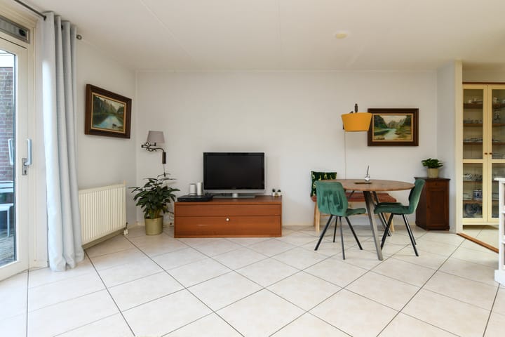 Foto 5 van Chalonhof 84