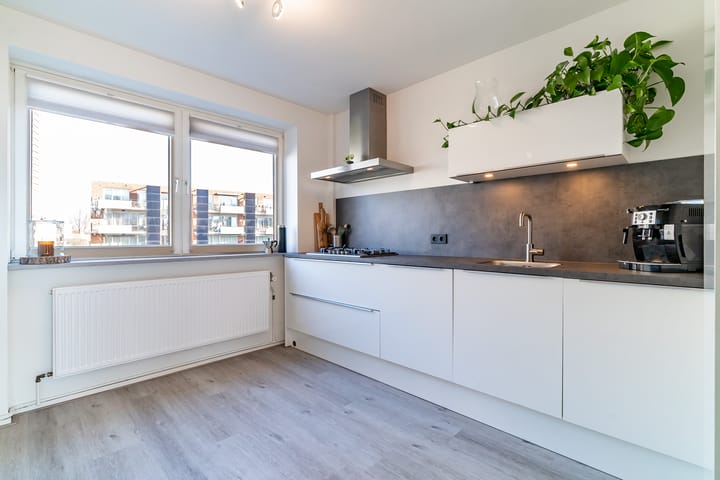 Foto 4 van Van der Lelijstraat 75-I