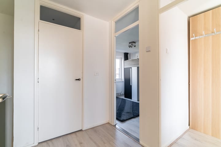 Foto 23 van Van der Lelijstraat 75-I