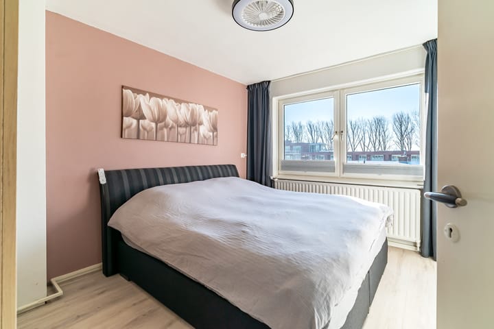 Foto 26 van Van der Lelijstraat 75-I