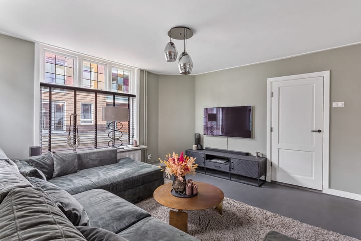 Photo 8 of Oranjestraat 9