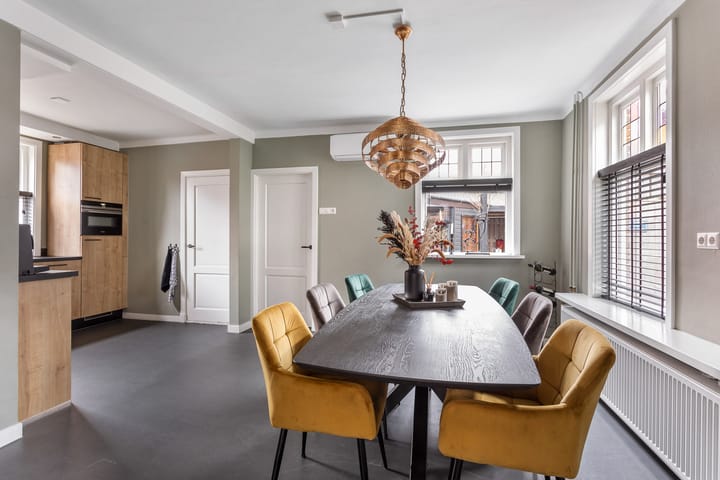 Photo 10 of Oranjestraat 9