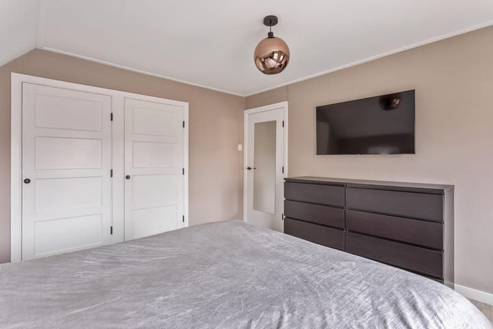 Photo 16 of Oranjestraat 9