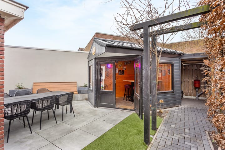 Photo 20 of Oranjestraat 9