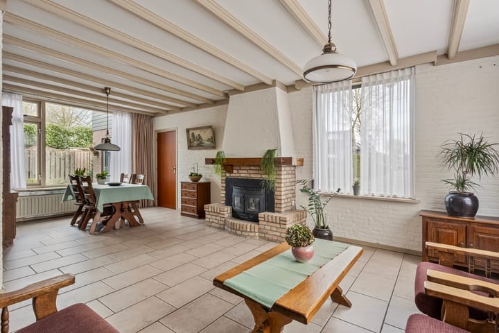 Photo 2 of Sweerts de Landasstraat 3