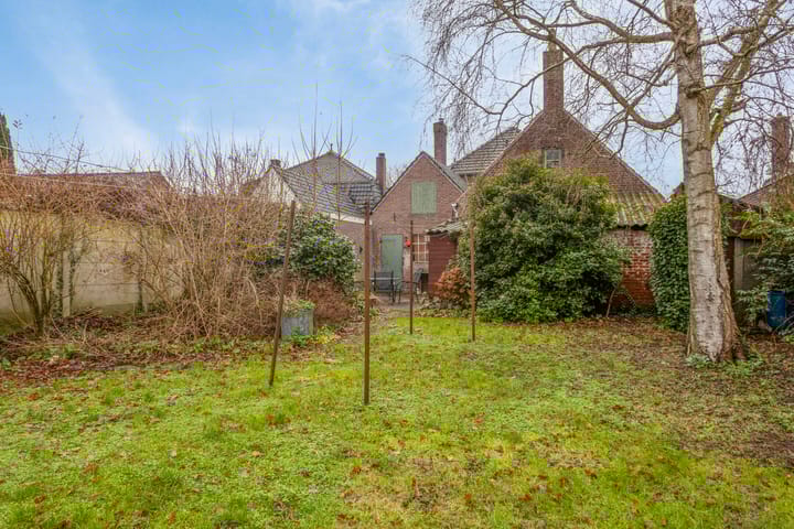 Photo 6 of Brugstraat 16