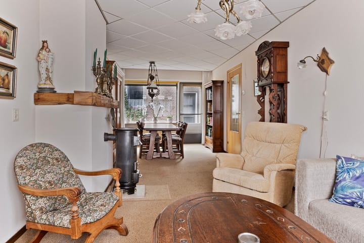 Photo 14 of Brugstraat 16