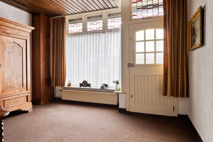 Photo 20 of Brugstraat 16