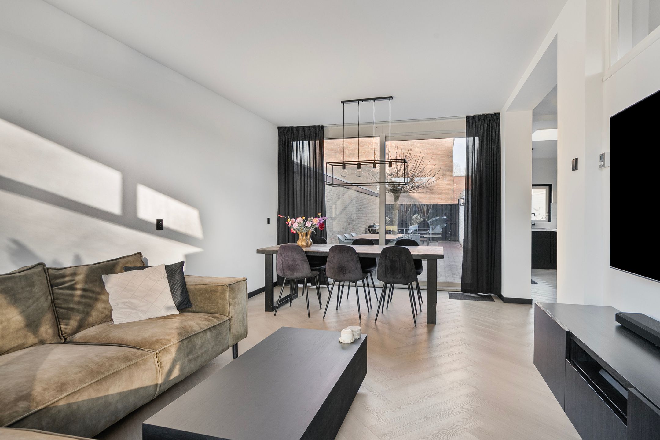 Photo 6 of Rivièralaan 1