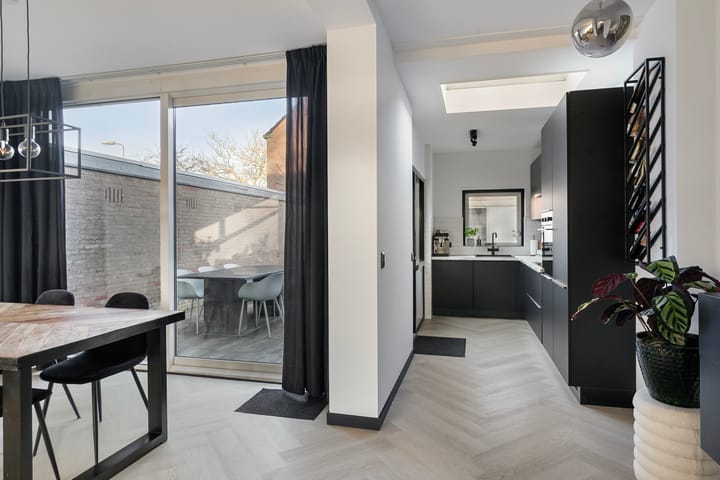 Foto 8 van Rivièralaan 1