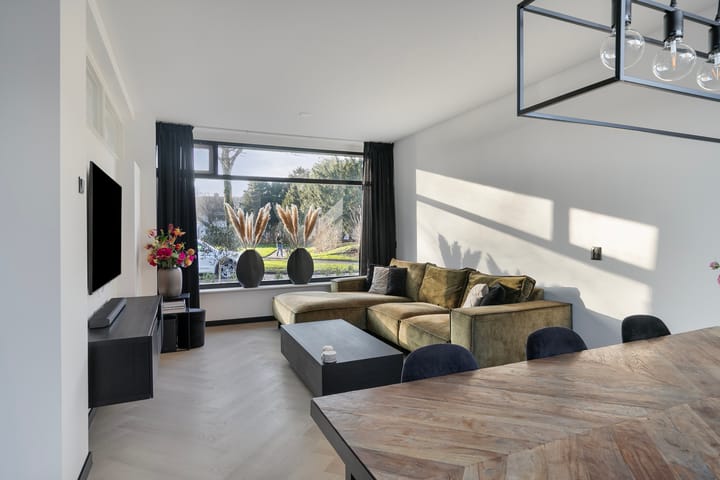 Foto 10 van Rivièralaan 1