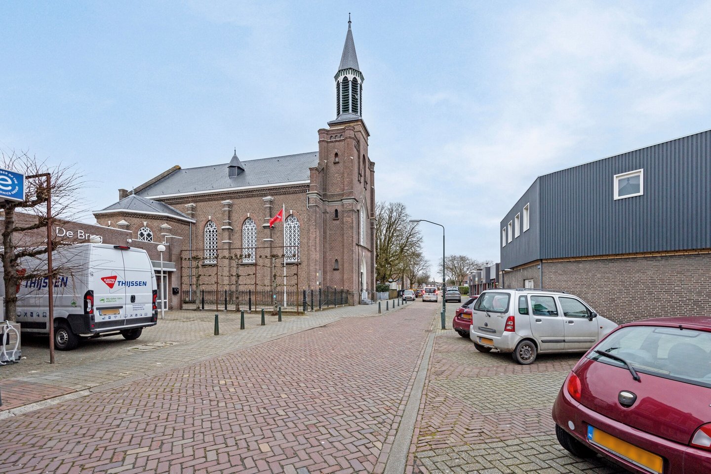 Bekijk foto 4 van Emmastraat 4