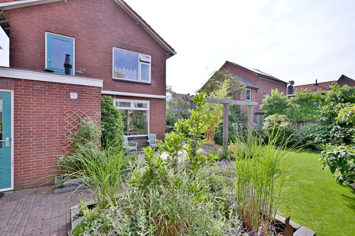 Foto 40 van Leliestraat 3