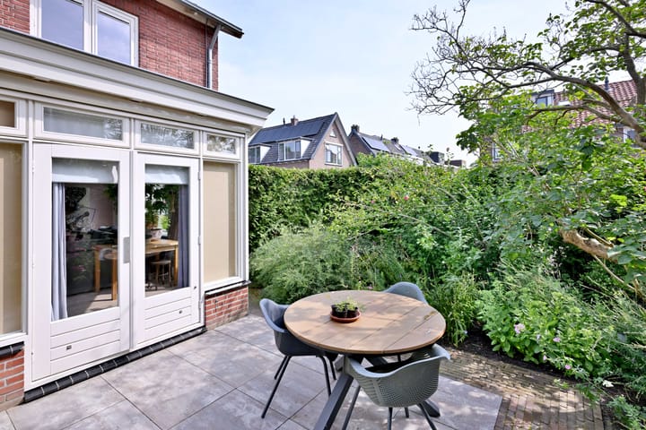 Foto 43 van Leliestraat 3