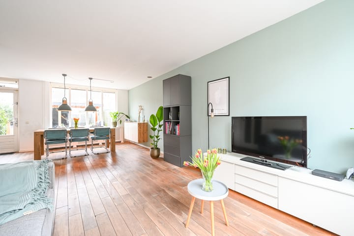 Foto 1 van Anton de Komstraat 8