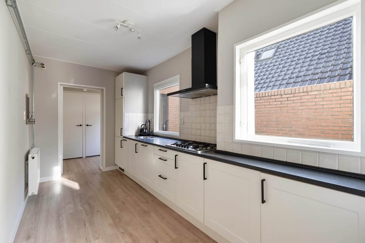 Foto 14 van Oostwijkstraat 93