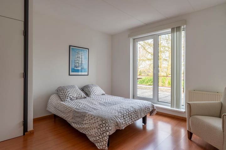 Foto 38 van Burg. van Rijckevorselstraat 5