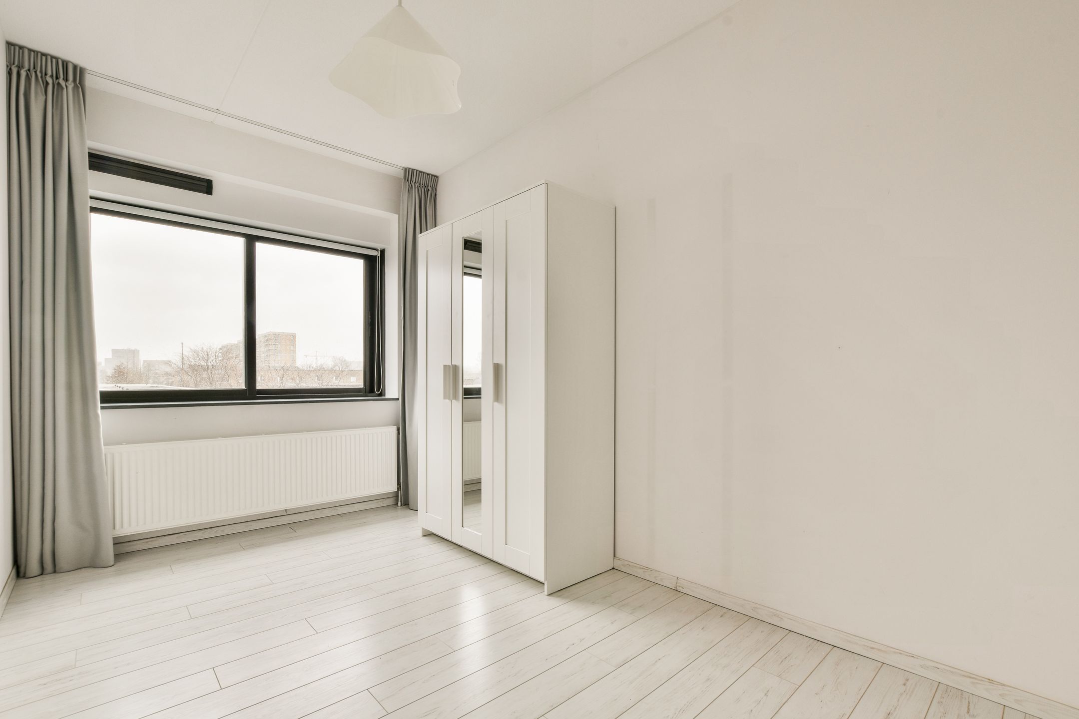 Foto 15 van Milovan Djilasplein 16