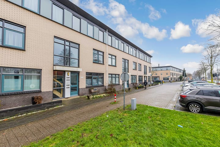 Foto 31 van Jacques Tatilaan 61